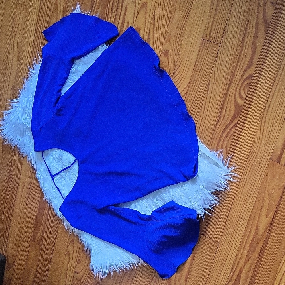 Charming Charlie's Size Small Royal Blue Bell 3/4 Sleeve Blouse